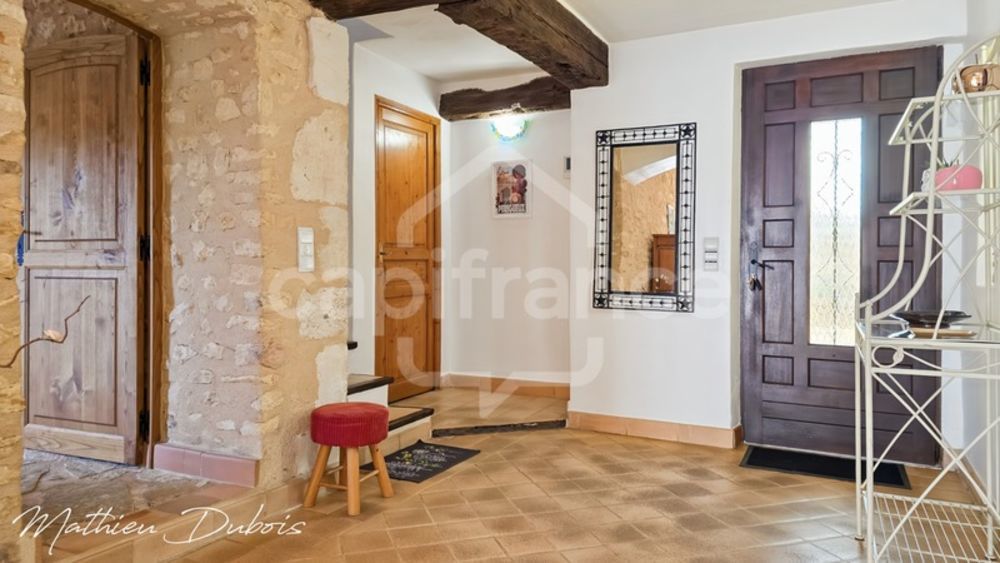 � vendre  Propri�t�/ch�teau Veyrines-de-Vergt (24380)