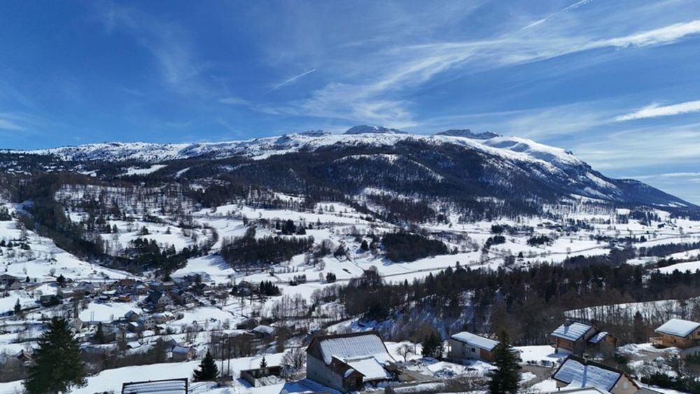 � vendre  Maison La Cluse (05250)