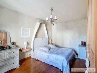  Maison � vendre 10 pi�ces 210 m�