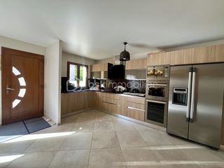  Maison � vendre 6 pi�ces 181 m�