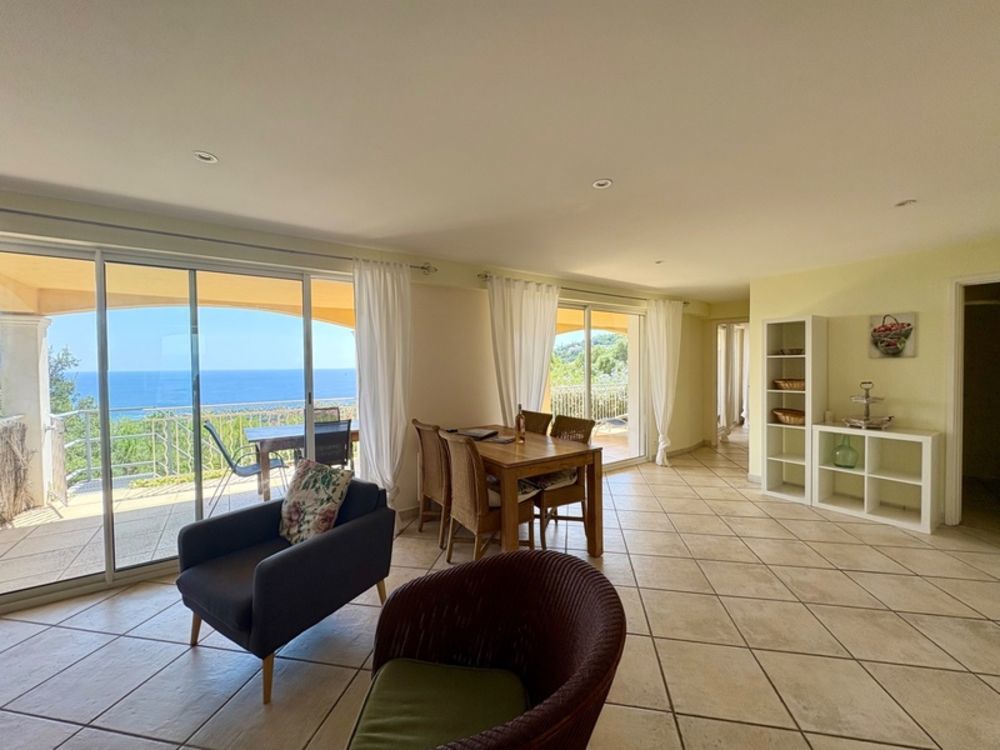 � vendre  Maison Les Issambres (83380)