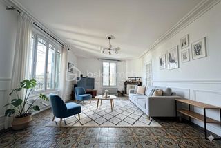  Maison � vendre 9 pi�ces 260 m�