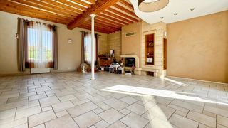  Maison � vendre 8 pi�ces 256 m�