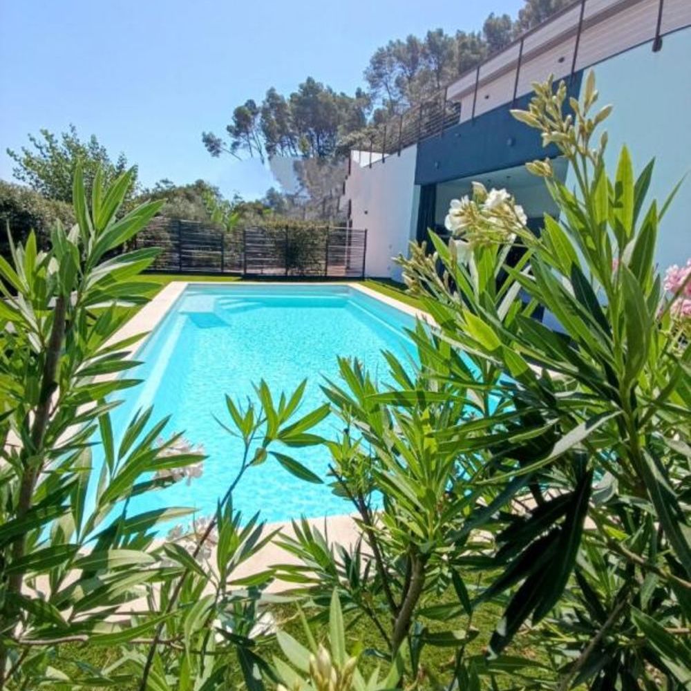 � vendre  Propri�t�/ch�teau Trans-en-Provence (83720)