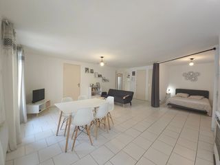  Immeuble � vendre 123 m�