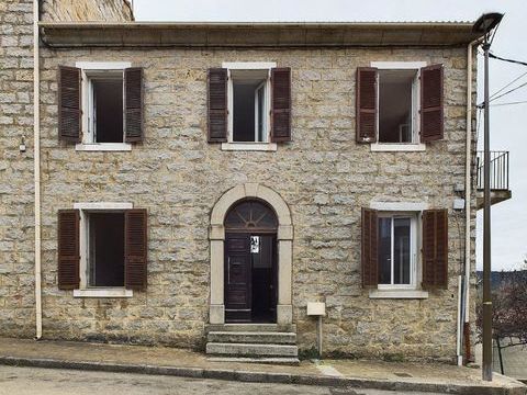   Maison de village Sainte Marie Siche Maison - 5 pi�ce(s) - 181 m�