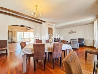  Propri�t�/ch�teau � vendre 10 pi�ces 649 m�