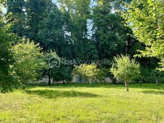  Propri�t�/ch�teau � vendre 11 pi�ces 300 m�