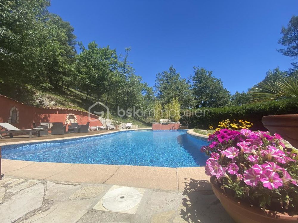 � vendre  Villa La Roque-d'Anth�ron (13640)