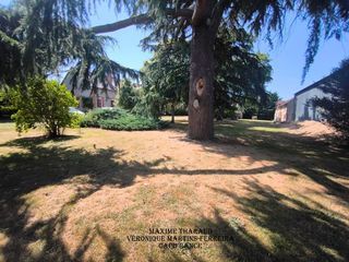  Propri�t�/ch�teau � vendre 11 pi�ces 327 m�