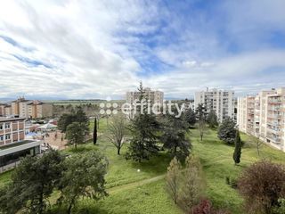  Appartement � vendre 4 pi�ces 77 m�