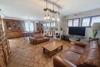  Maison � vendre 8 pi�ces 220 m�