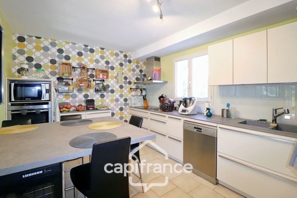 � vendre  Villa Saint-Cyr-sur-Mer (83270)