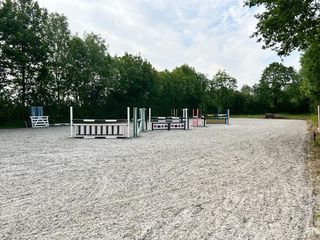  Propri�t�/ch�teau � vendre 15 + pi�ces 351 m�