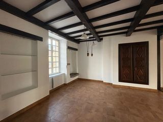  Appartement � louer 4 pi�ces 138 m�