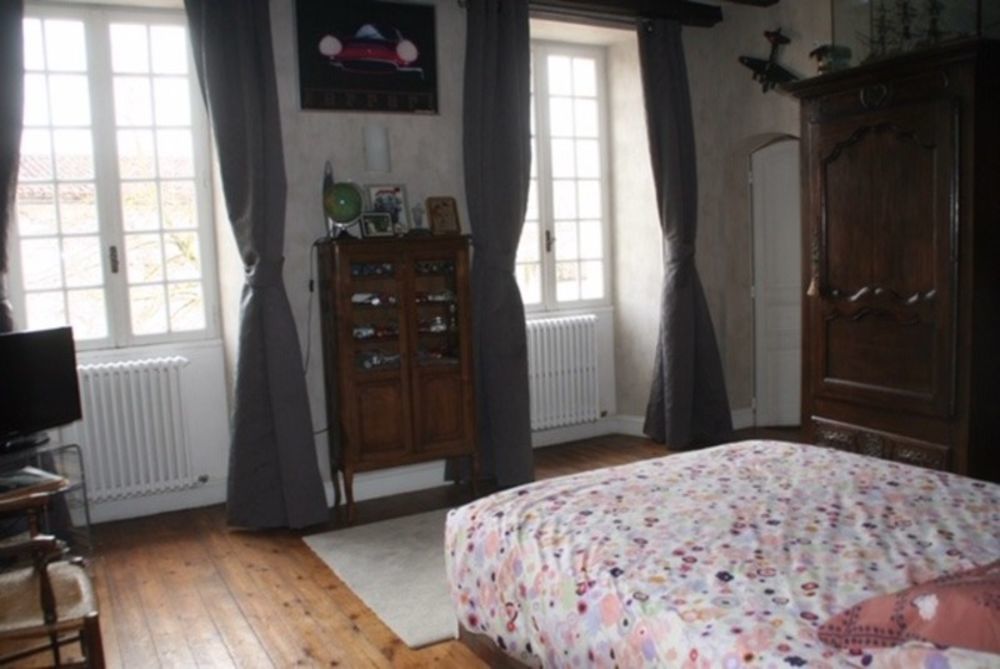 � vendre  Maison Roullet-Saint-Est�phe (16440)