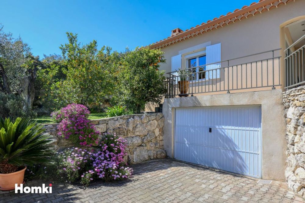 � vendre  Villa La Cadi�re-d'Azur (83740)