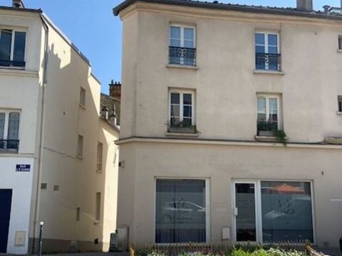 Locaux de charme, en plein coeur de VILLE D'AVRAY 1500 92410 Ville d avray