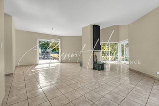  Maison � vendre 6 pi�ces 225 m�