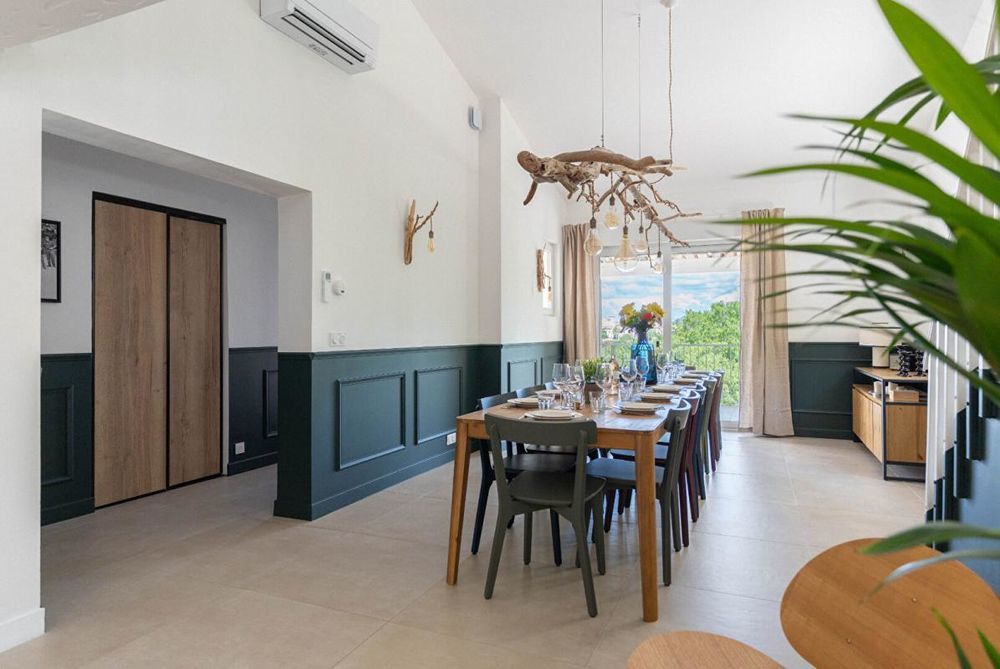 � vendre  Villa Mimet (13105)