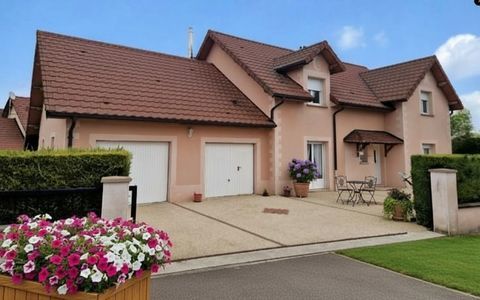   Maison � vendre 6 pi�ces proche JUSSEY - VILLA T7 de 200 m� avec TERRASSE, GARAGE 2 VL et TERRAIN Maison - 6 pi�ce(s) - 200 m�