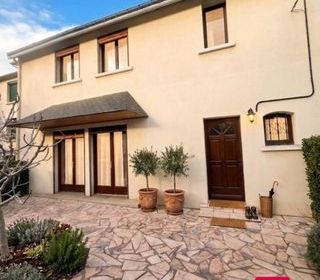  Maison � vendre 8 pi�ces 135 m�