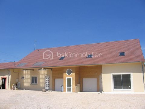   MAISON DE 6 APPARTEMENTS LOUES Maison - 6 pi�ce(s) - 370 m�