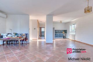  Maison � vendre 10 pi�ces 215 m�