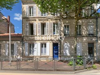  Immeuble � vendre 9 pi�ces 175 m�