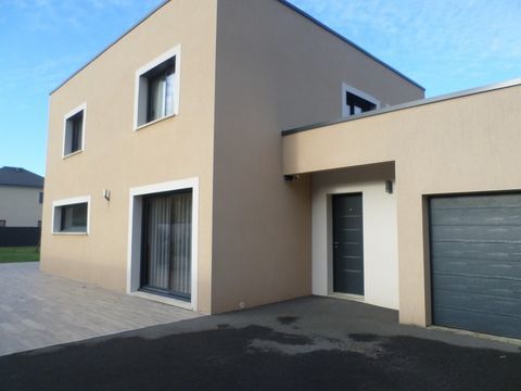   Maison � vendre 7 pi�ces  (14) Maison - 7 pi�ce(s) - 192 m�