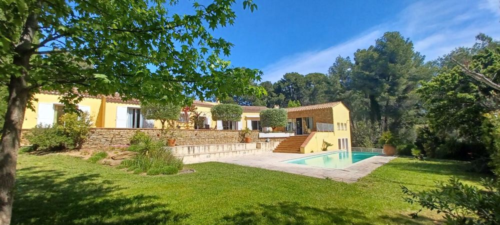 � vendre  Maison Saint-Cyr-sur-Mer (83270)