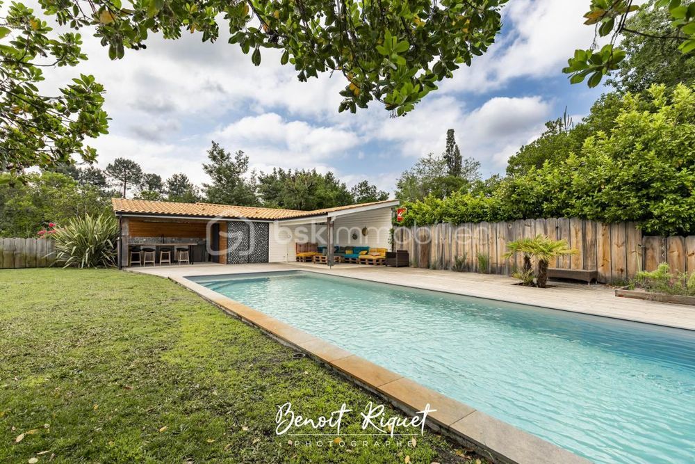 � vendre  Villa Lanton (33138)