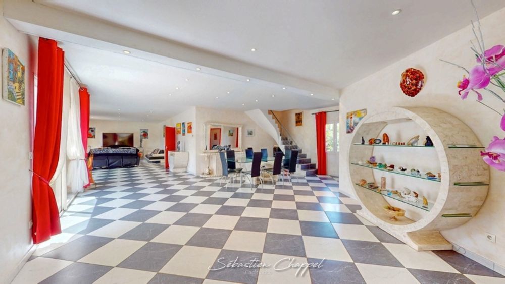 � vendre  Maison P�zenas (34120)