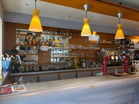 Fonds de commerce bar tabac loto pmu brasserie &agrave; Pau 64 389000 64000 Pau