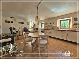  Maison � vendre 14 pi�ces 592 m�