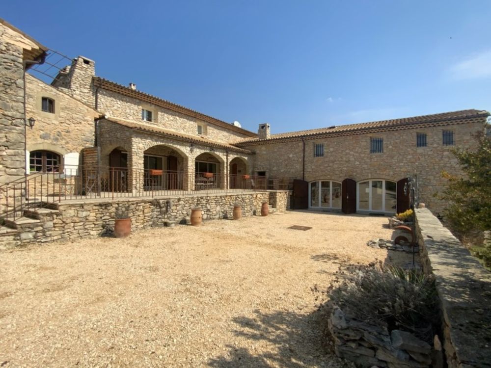 � vendre  Propri�t�/ch�teau Banon (04150)