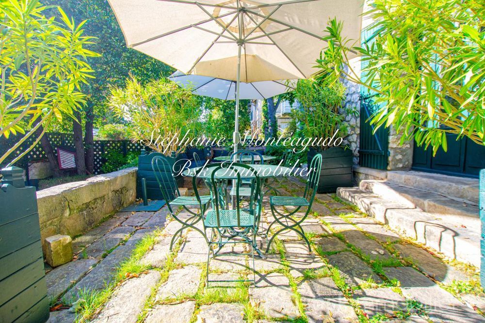 � vendre  Propri�t�/ch�teau La Varenne St Hilaire (94210)