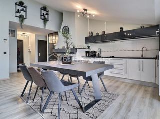  Appartement � vendre 9 pi�ces 210 m�