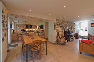  Maison � vendre 8 pi�ces 151 m�