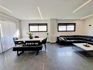  Maison � vendre 6 pi�ces 178 m�