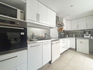  Maison � vendre 6 pi�ces 213 m�