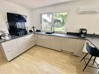  Maison � vendre 7 pi�ces 233 m�