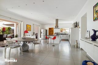  Maison � vendre 5 pi�ces 210 m�