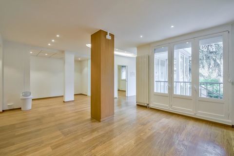 Bureaux &agrave; louer rue 7249 75015 Paris