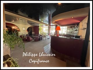  Propri�t�/ch�teau � vendre 15 + pi�ces 1458 m�