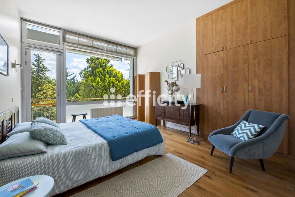 � vendre  Villa La Celle-Saint-Cloud (78170)