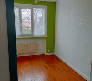  Appartement � louer 4 pi�ces 85 m�