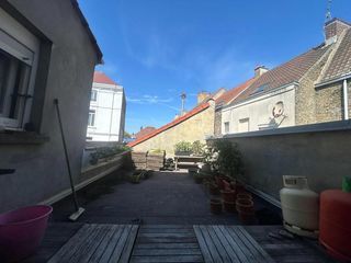  Maison � vendre 9 pi�ces 165 m�