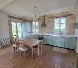  Propri�t�/ch�teau � vendre 10 pi�ces 306 m�