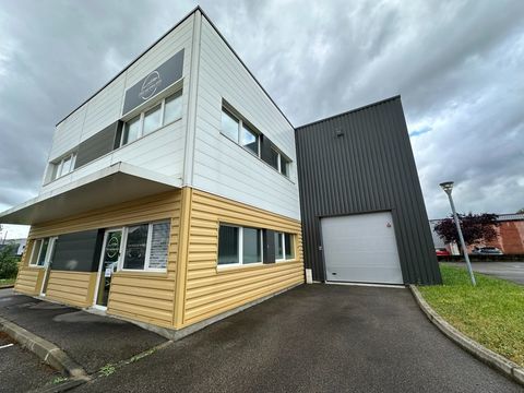 Local d'activit&eacute; &agrave; louer GREZIEU LA VARENNE (69), d'une surface de 160 m&sup2; environ 1830 69290 Grezieu la varenne